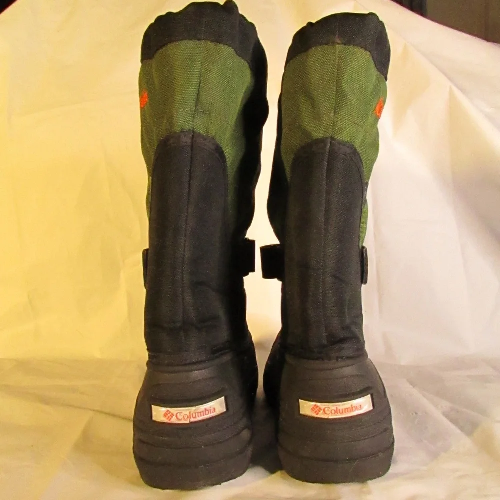 Columbia Powderbug Plus II Youth winter snow boots